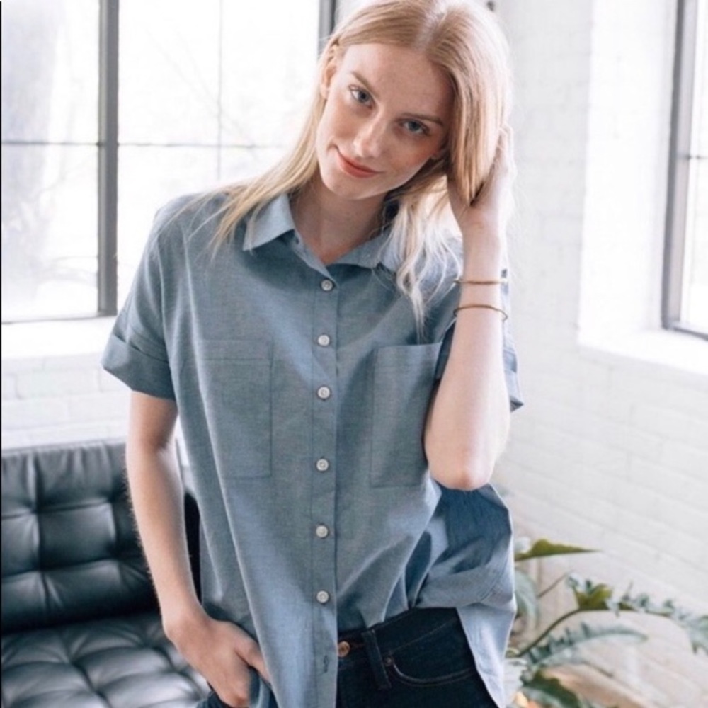 Tradlands Chambray Box Top